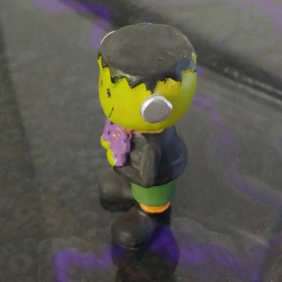 EEK FRANKENSTEIN BOBBLE HEAD * PIER 1 * HALLOWEEN DECORATIONS * OTHERS AVAILABLE - Picture 7 of 10